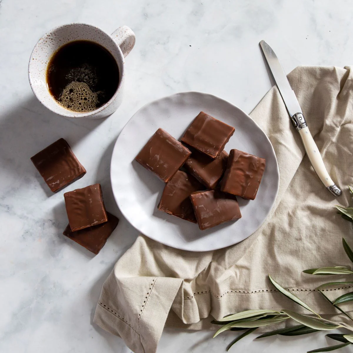 Tasmanian Leatherwood Honeycomb 250g | Milk Chocolate - Image 2