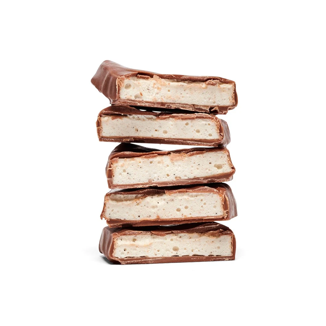 Velvety Vanilla Marshmallow 110g | Milk Chocolate - Image 2